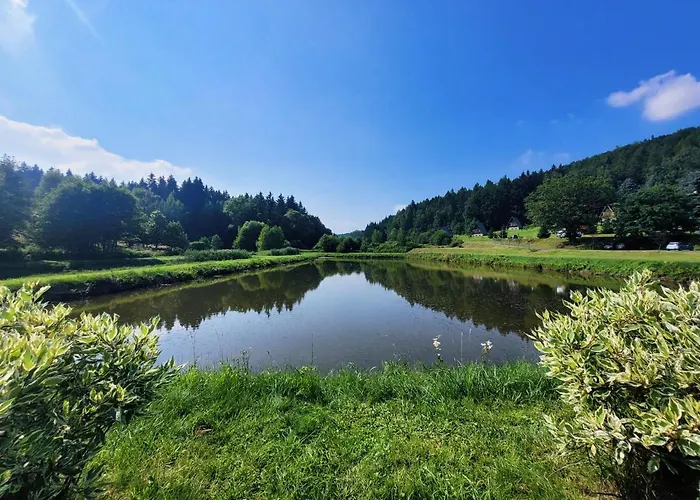 Caloroczny Nad Zalewem U Podnoza Gor Stolowych * رادكوف